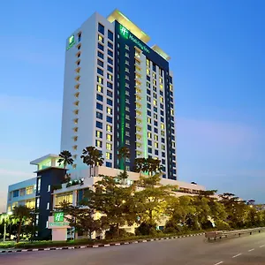 Hotel By Ihg