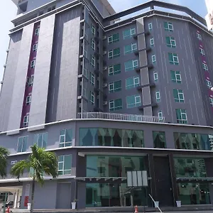 Hotel Midcity